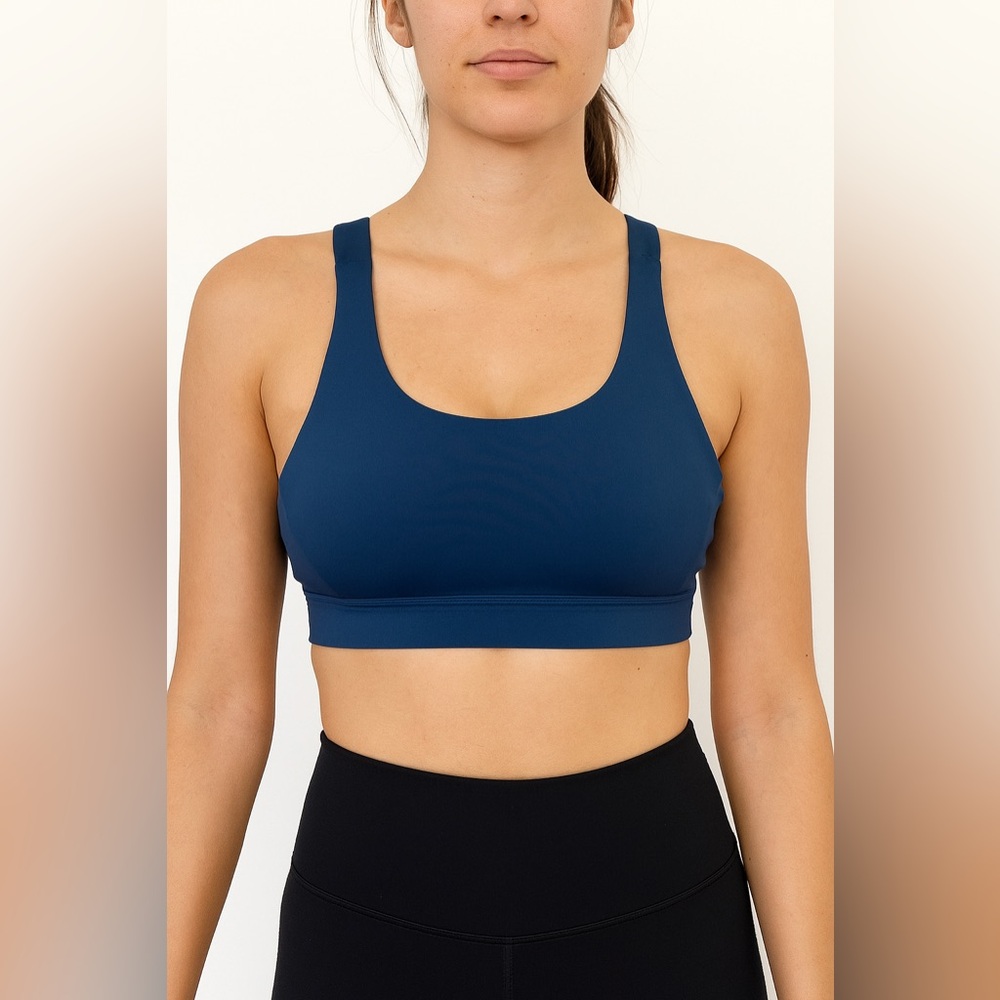 Lolë Navy Blue Sports Bra – Size Medium